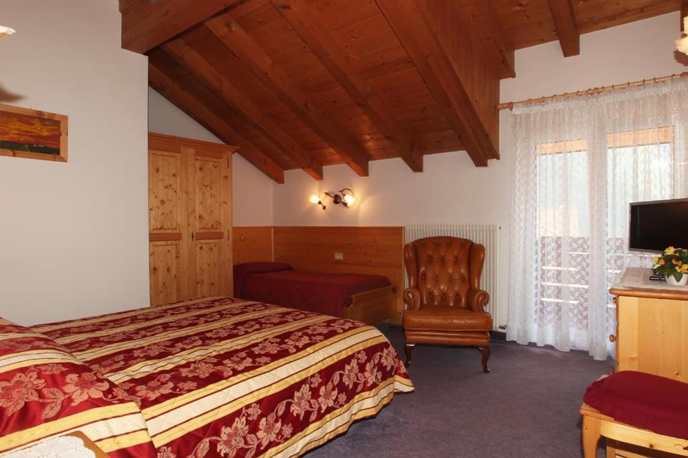 Hotel Garni Villanova Molveno Pokój zdjęcie